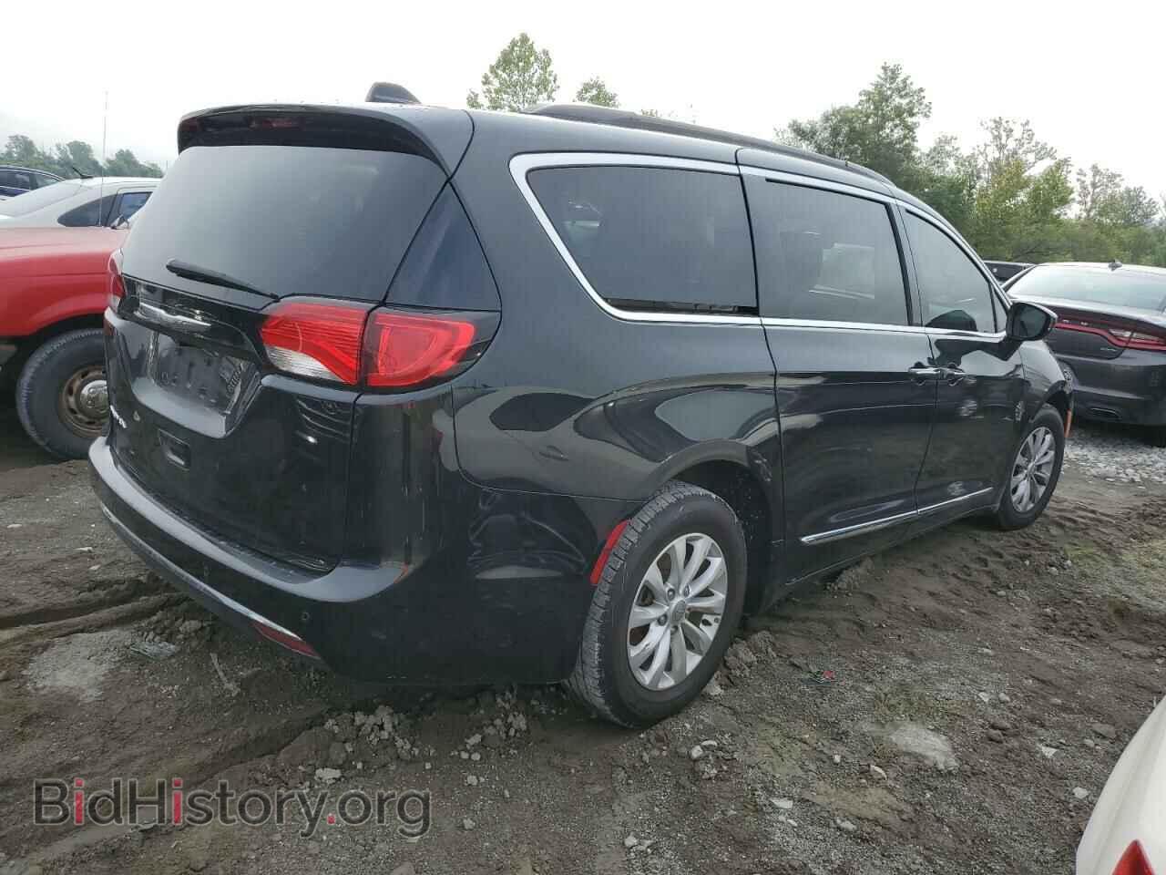 2017 CHRYSLER PACIFICA - VIN: 2C4RC1BG5HR691946 - Photo 3