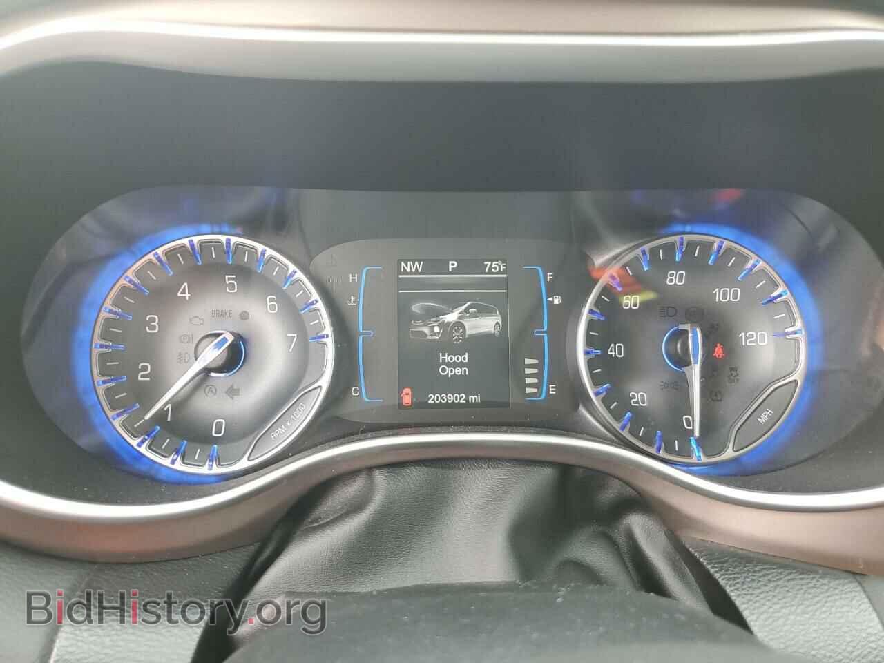 2017 CHRYSLER PACIFICA - VIN: 2C4RC1BG5HR691946 - Photo 9