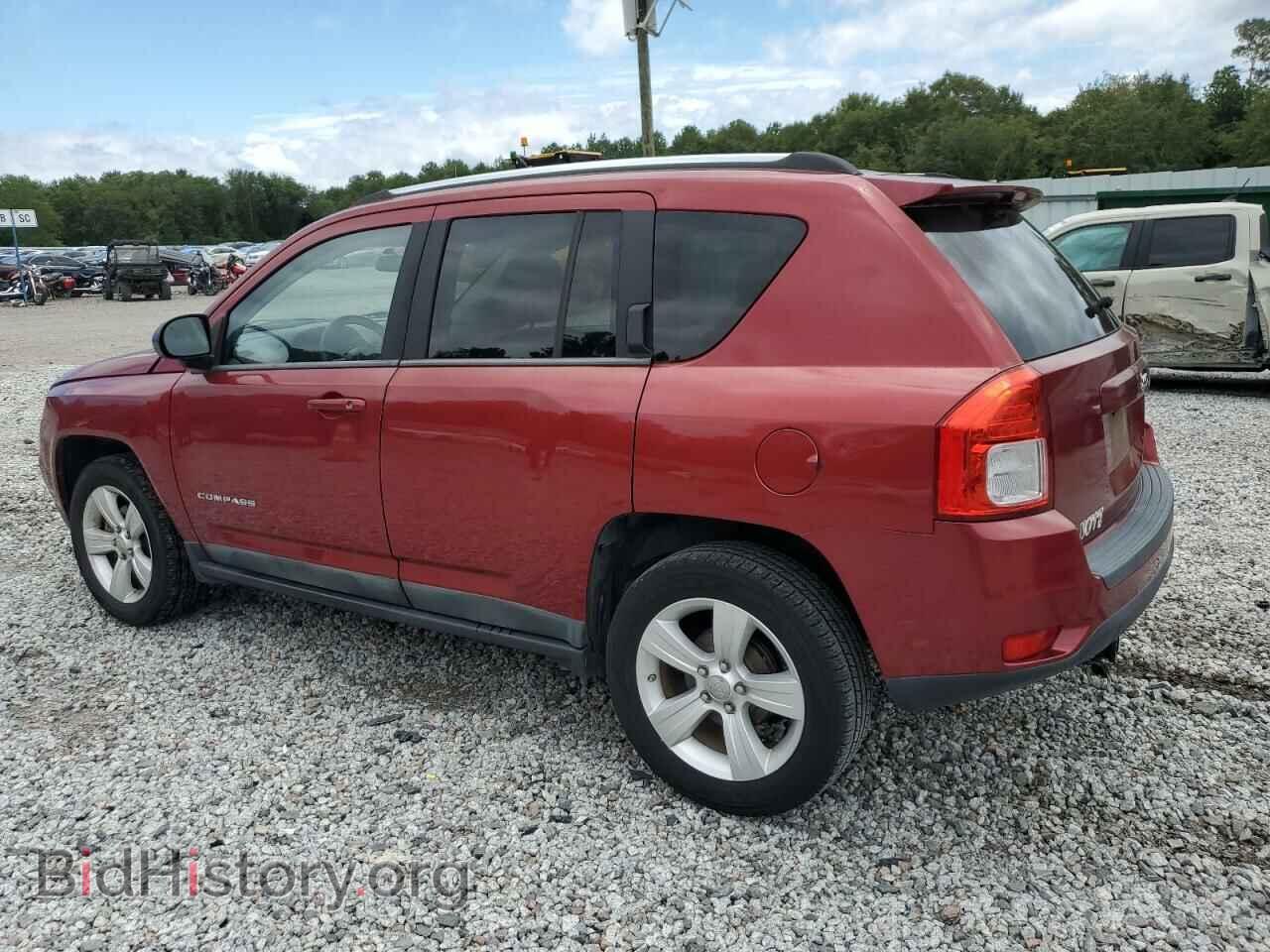 2011 JEEP COMPASS - VIN: 1J4NT1FA8BD150995 - Photo 2