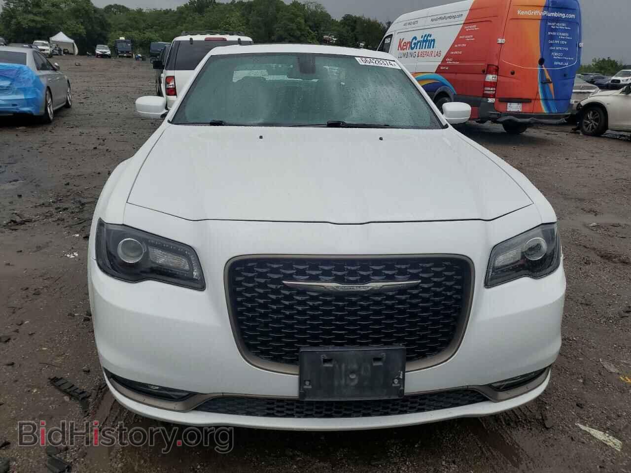 2019 CHRYSLER 300 - VIN: 2C3CCAGG3KH565343 - Фото 5