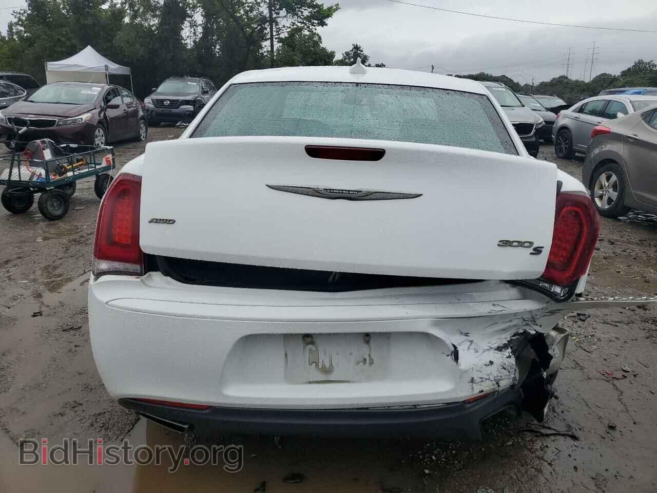 2019 CHRYSLER 300 - VIN: 2C3CCAGG3KH565343 - Фото 6