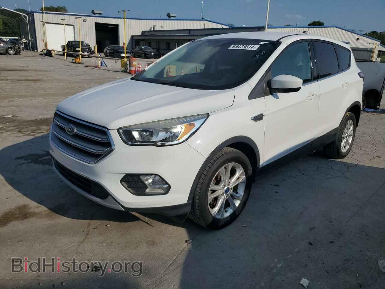 Фотография 1FMCU0GD0HUB03249 - FORD ESCAPE 2017