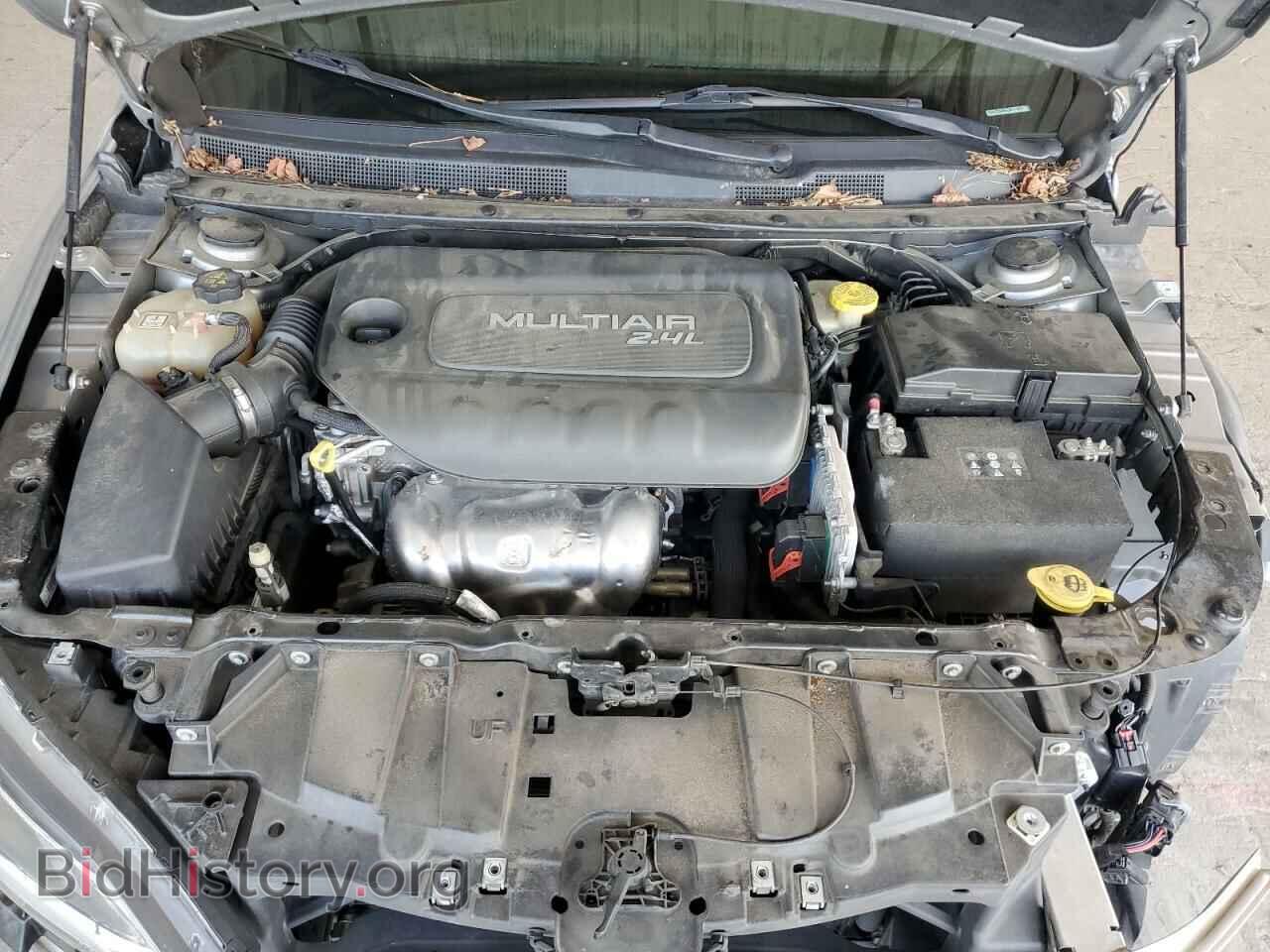 2016 CHRYSLER 200 - VIN: 1C3CCCAB5GN111831 - Фото 11