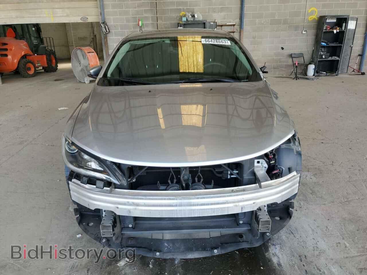 2016 CHRYSLER 200 - VIN: 1C3CCCAB5GN111831 - Фото 5