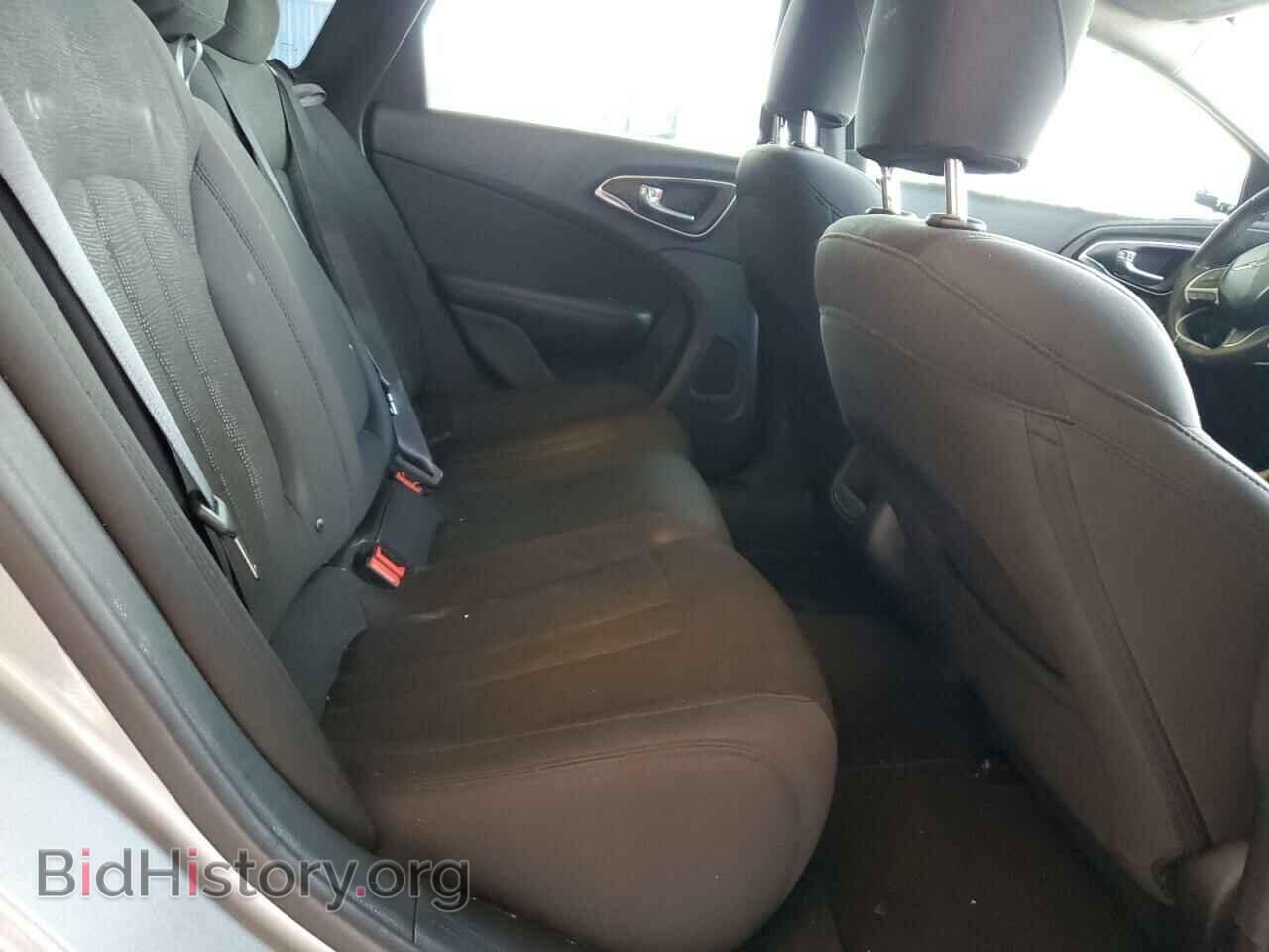 2016 CHRYSLER 200 - VIN: 1C3CCCAB5GN111831 - Фото 10