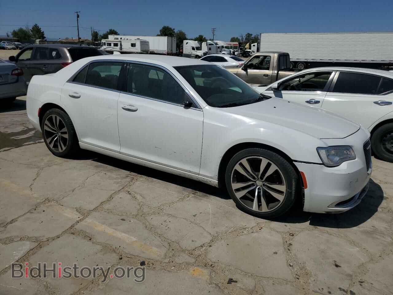 2015 CHRYSLER 300 - VIN: 2C3CCAAG3FH792112 - Фото 4