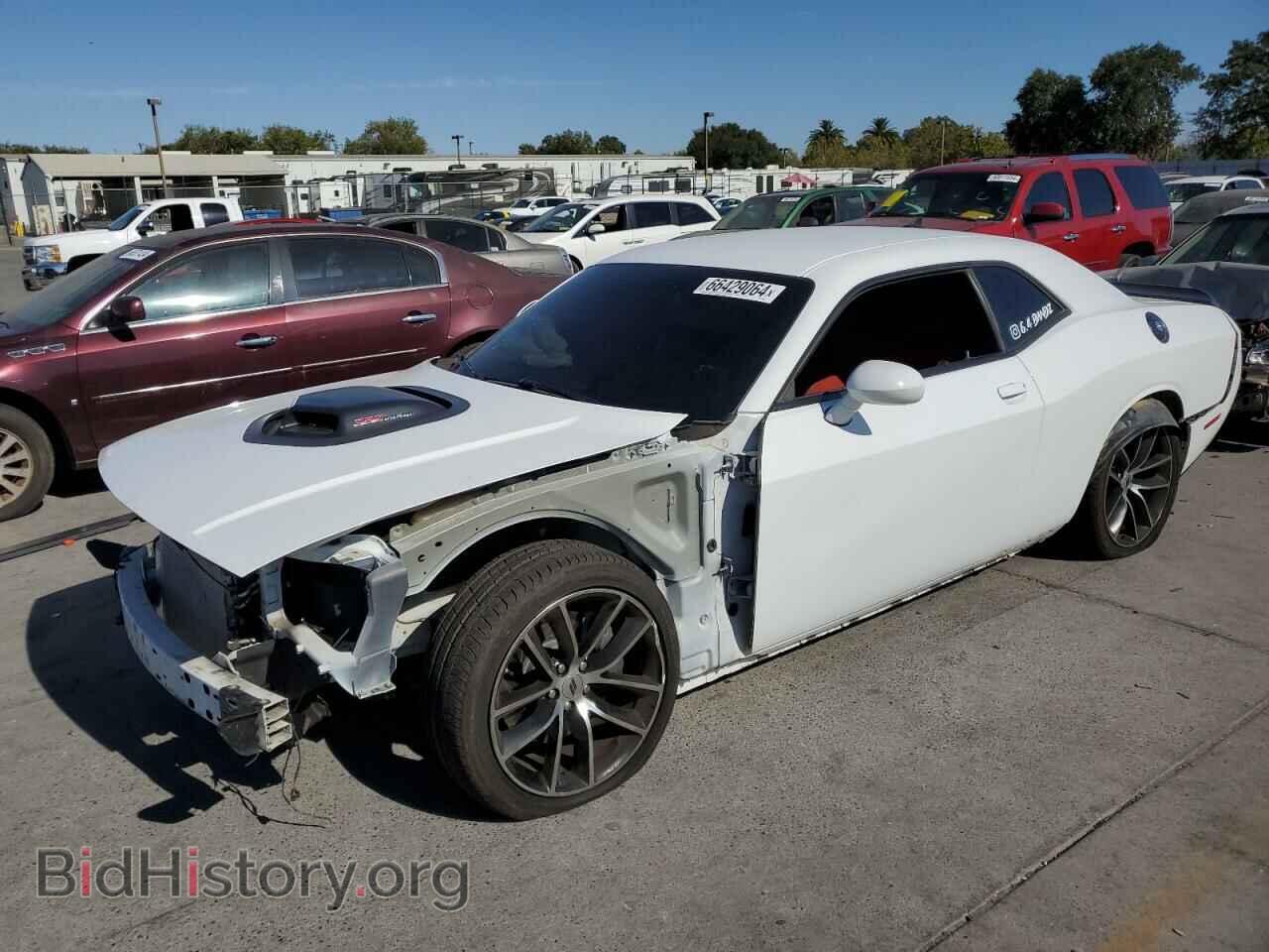 Фотография 2C3CDZFJ4JH111447 - DODGE CHALLENGER 2018