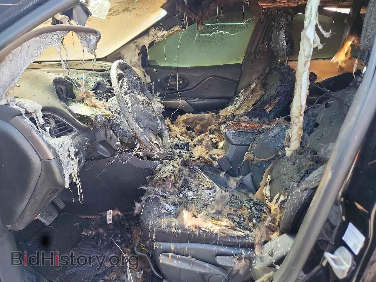 2019 JEEP CHEROKEE - VIN: 1C4PJLCX7KD220172 - Фото 7