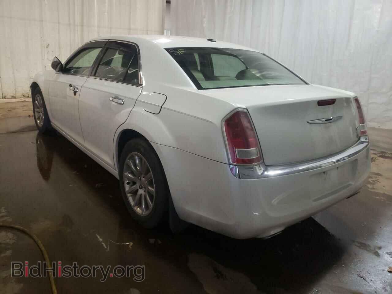 2011 CHRYSLER 300 - VIN: 2C3CA5CG3BH530207 - Фото 3