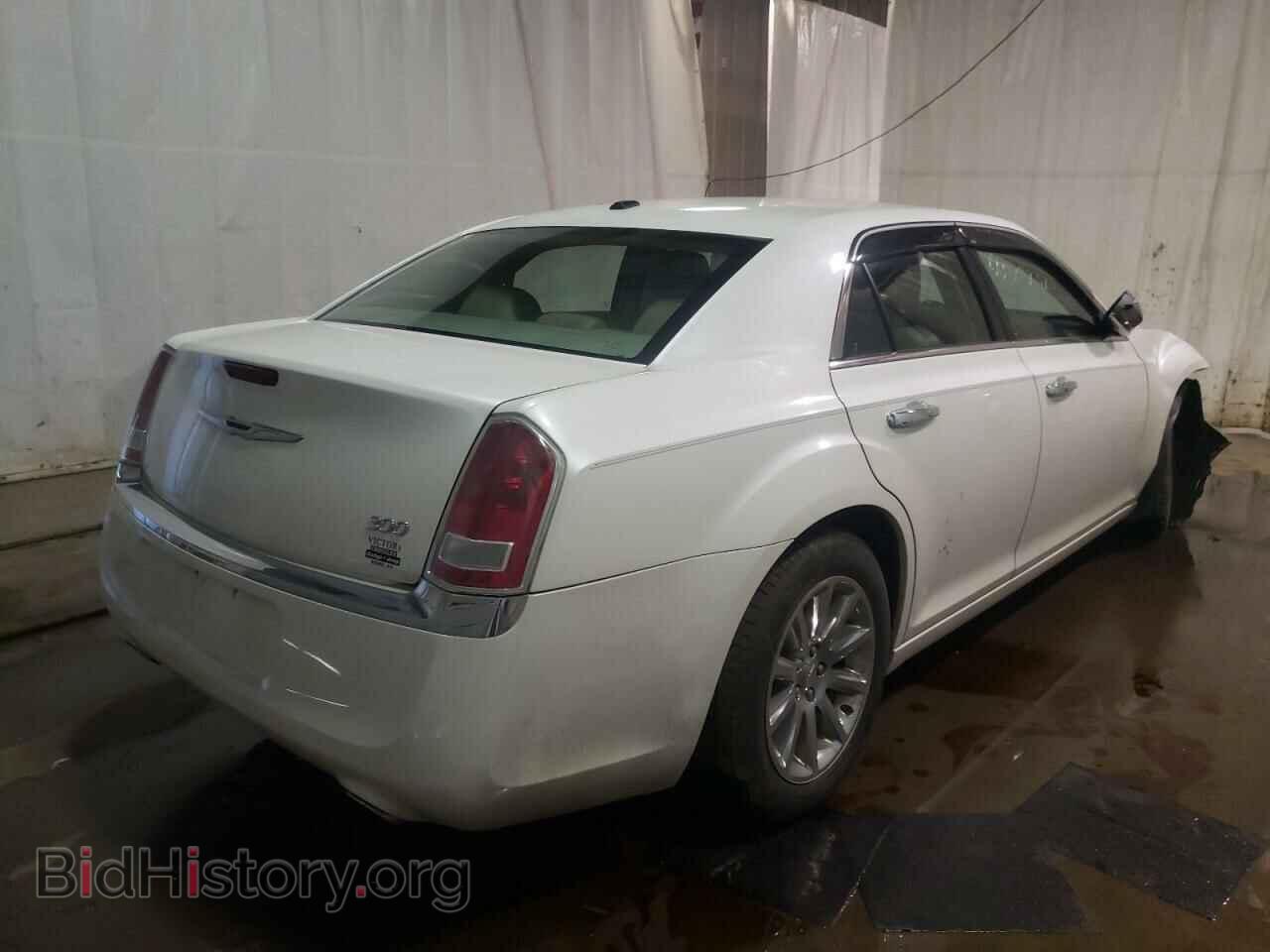 2011 CHRYSLER 300 - VIN: 2C3CA5CG3BH530207 - Фото 4
