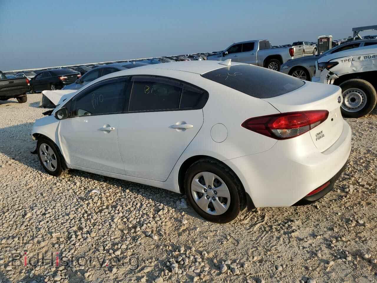 2017 KIA FORTE - VIN: 3KPFL4A73HE042640 - Фото 2
