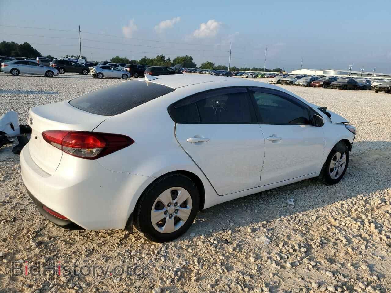 2017 KIA FORTE - VIN: 3KPFL4A73HE042640 - Фото 3