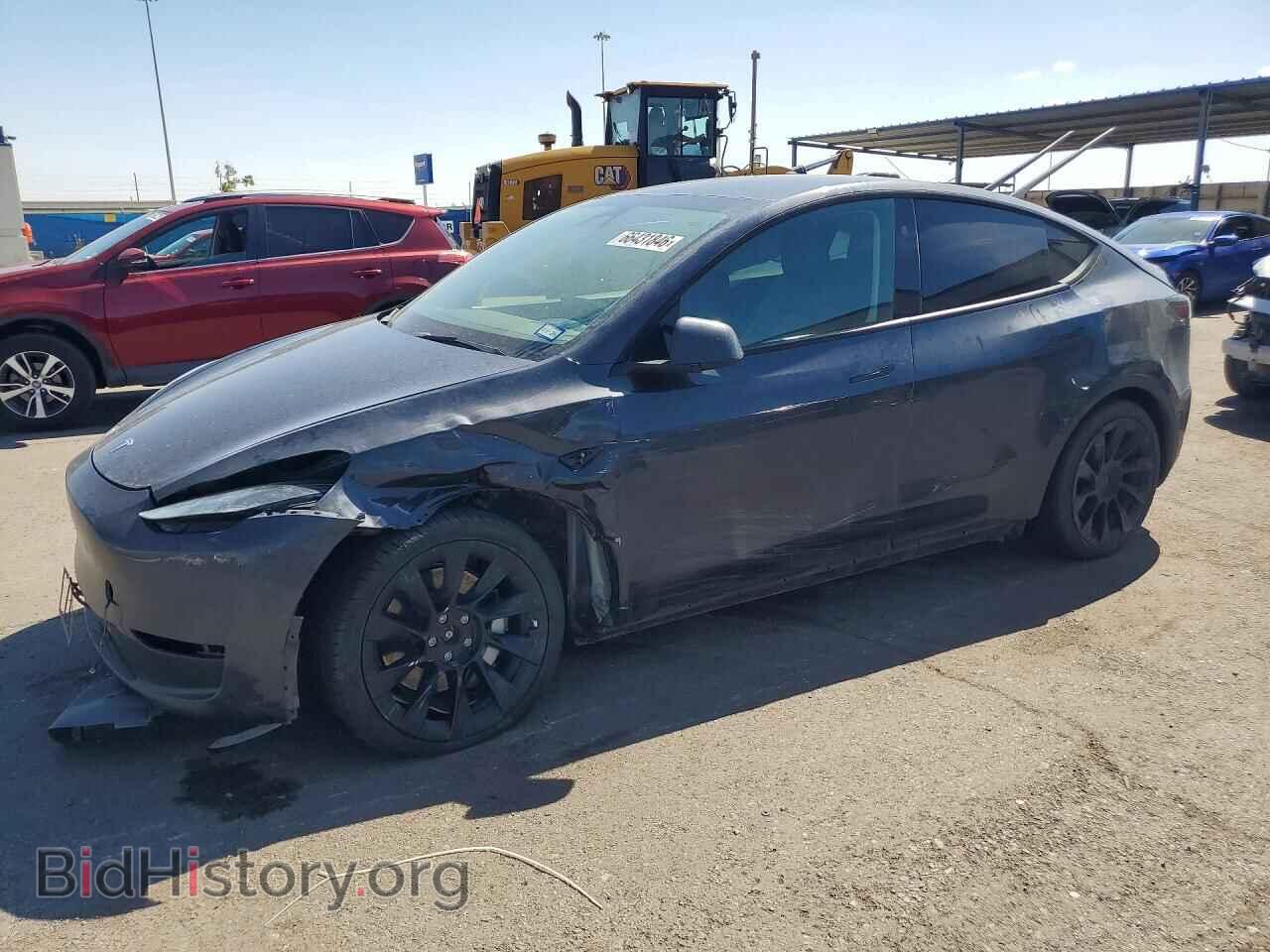 Фотография 7SAYGAEE2RF068004 - TESLA MODEL Y 2024