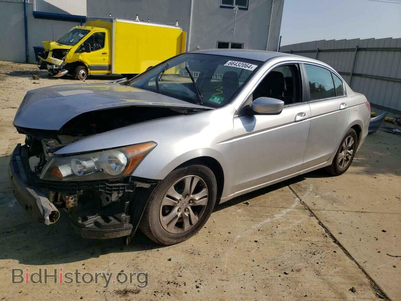Photo 1HGCP2F69BA024294 - HONDA ACCORD 2011