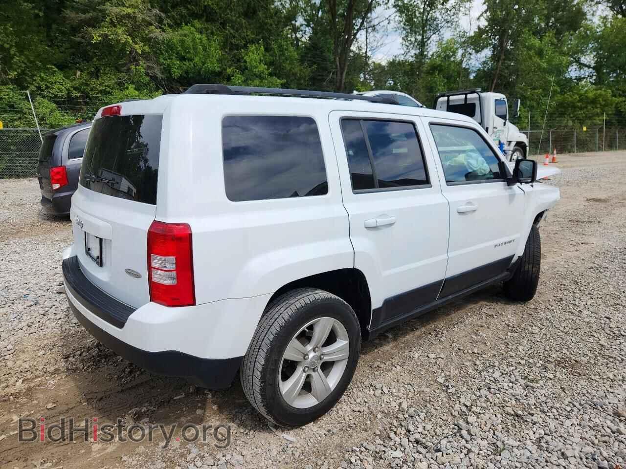 2012 JEEP PATRIOT - VIN: 1C4NJRFB2CD563192 - Фото 3