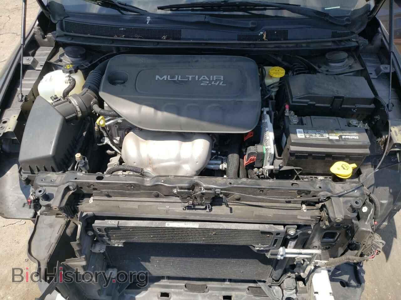 2016 CHRYSLER 200 - VIN: 1C3CCCAB1GN137018 - Фото 11