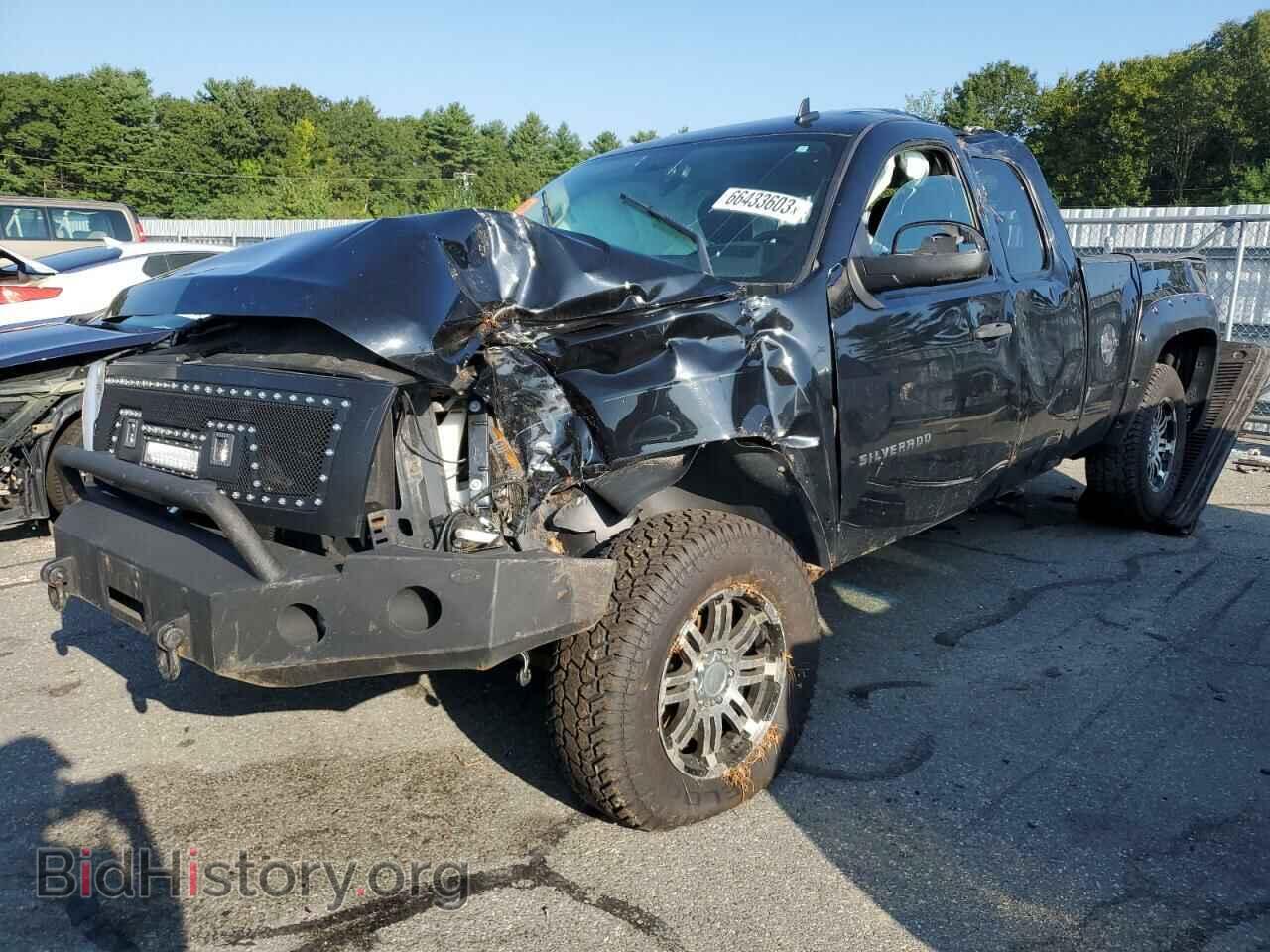 Photo 1GCRKSE36BZ450332 - CHEVROLET ALL Models 2011