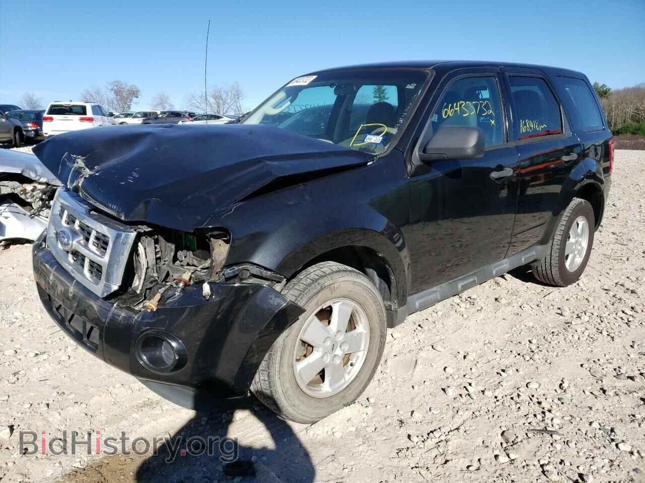 2011 FORD ESCAPE - VIN: 1FMCU0C74BKC60995 - Фото 2