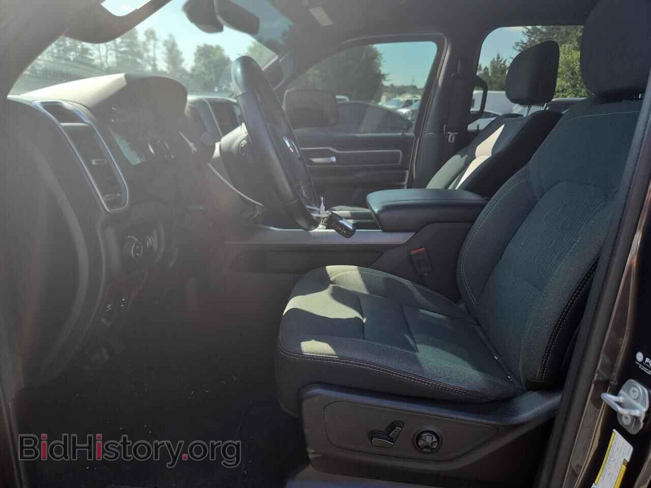 2021 RAM 1500 - VIN: 1C6SRFMTXMN782359 - Фото 7