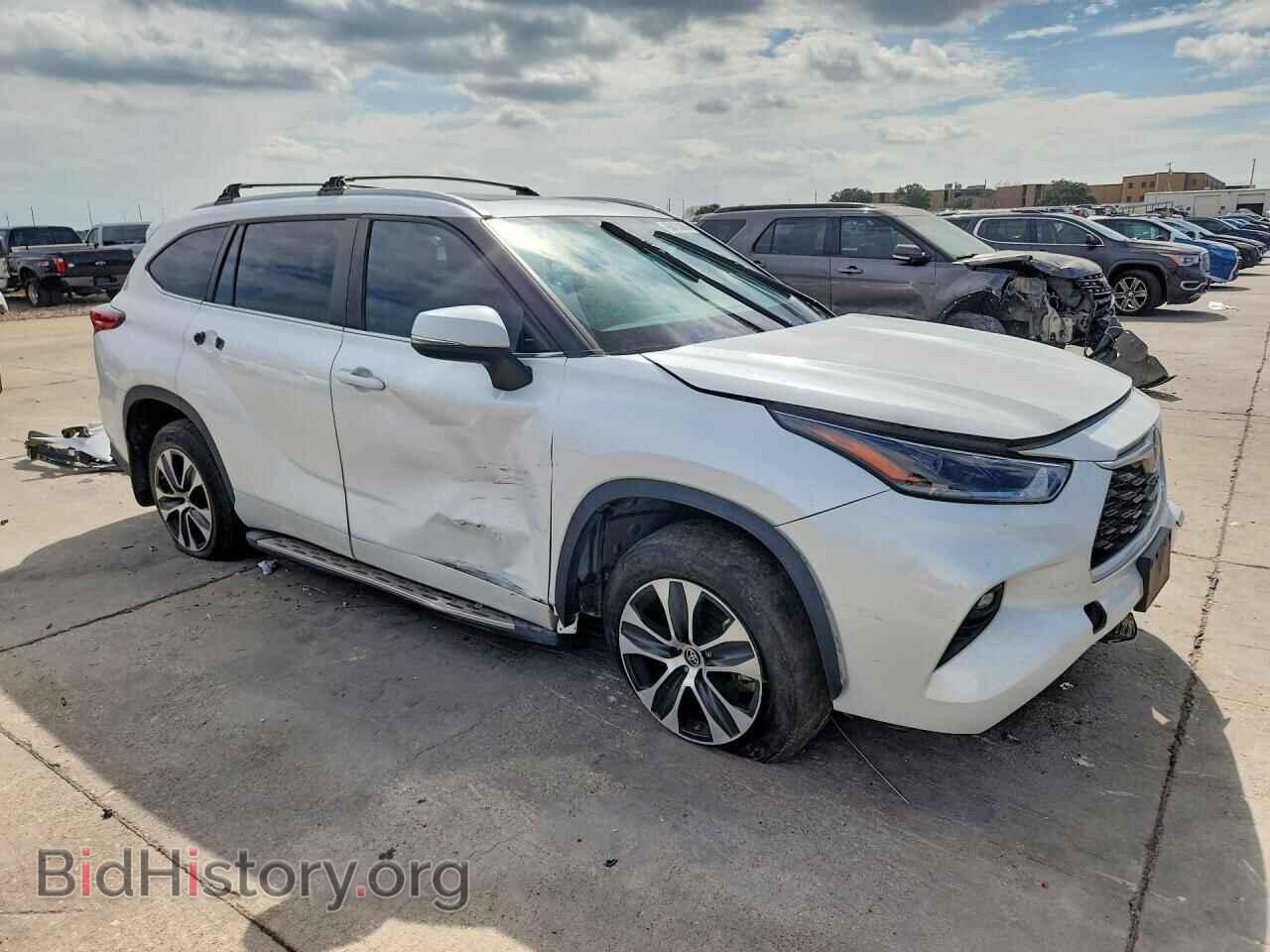2023 TOYOTA HIGHLANDER - VIN: 5TDKDRAH4PS520621 - Photo 4