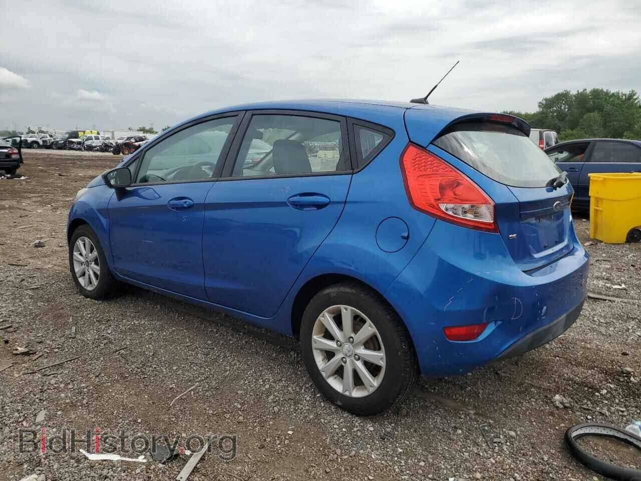 2011 FORD FIESTA - VIN: 3FADP4EJ7BM147895 - Photo 2