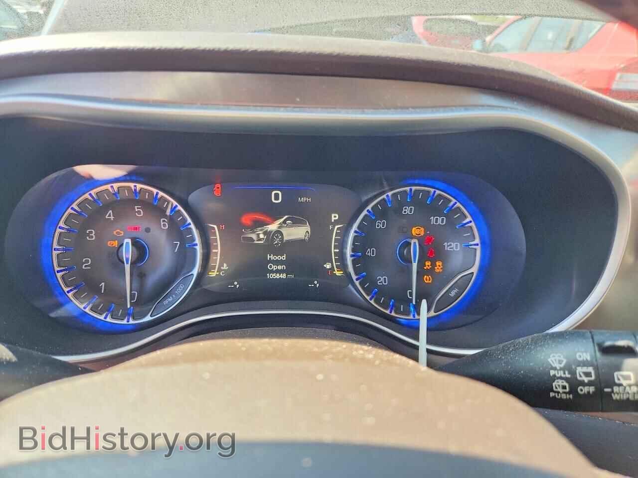 2018 CHRYSLER PACIFICA - VIN: 2C4RC1EG2JR235209 - Photo 9