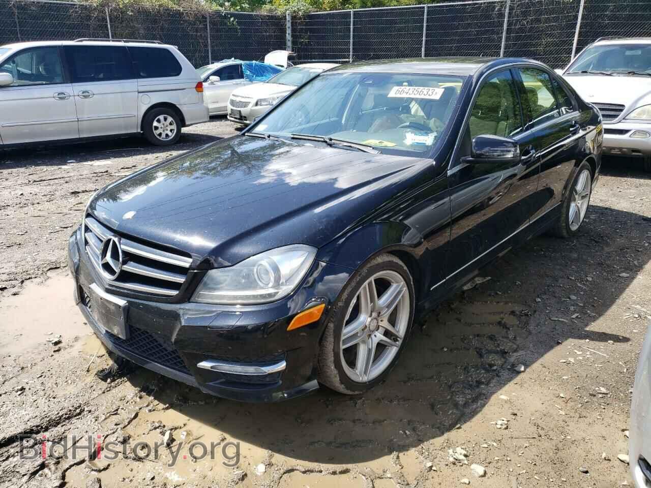 Photo WDDGF8AB5DA778344 - MERCEDES-BENZ C-CLASS 2013
