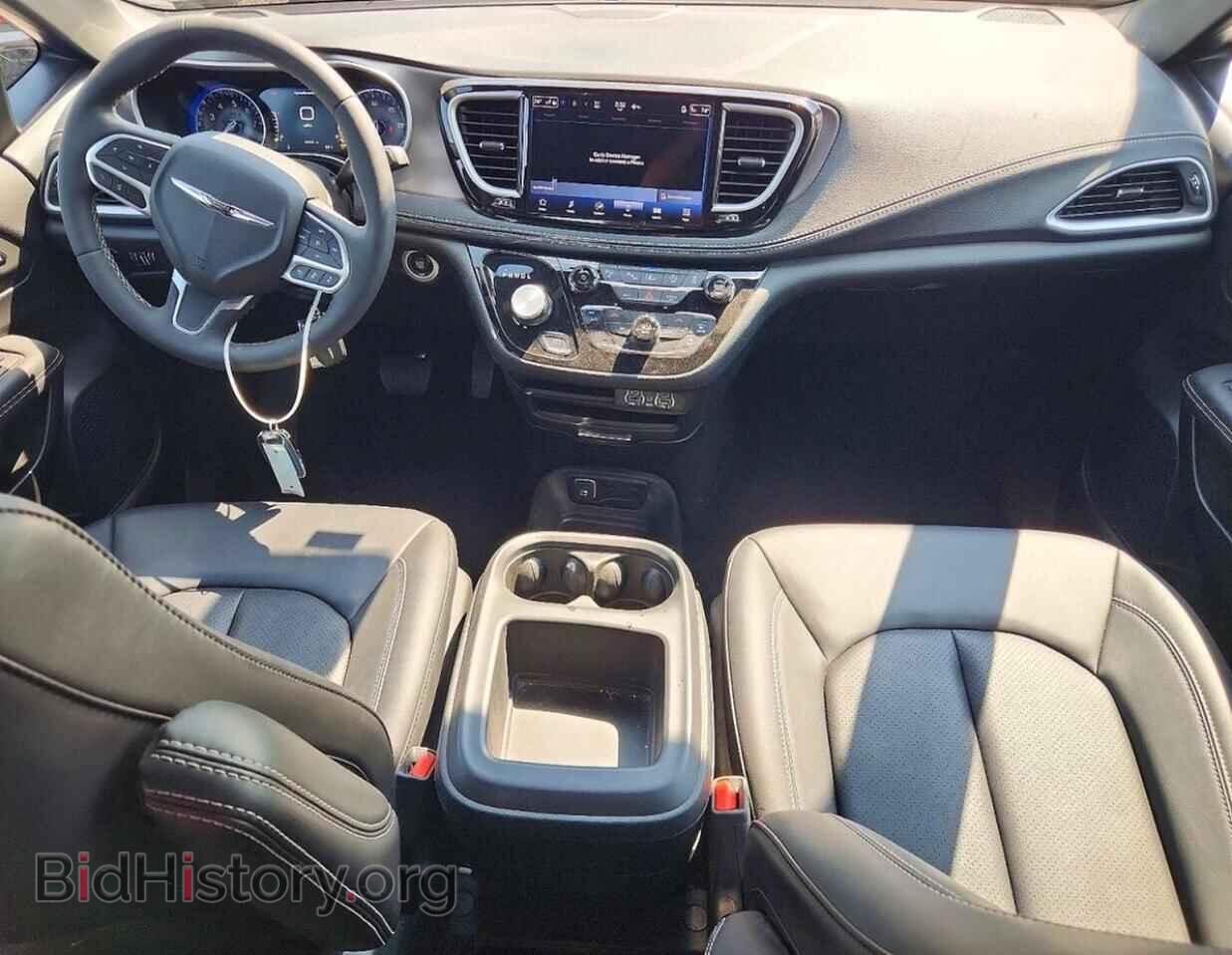 2025 CHRYSLER PACIFICA - VIN: 2C4RC1BG9SR549557 - Photo 8