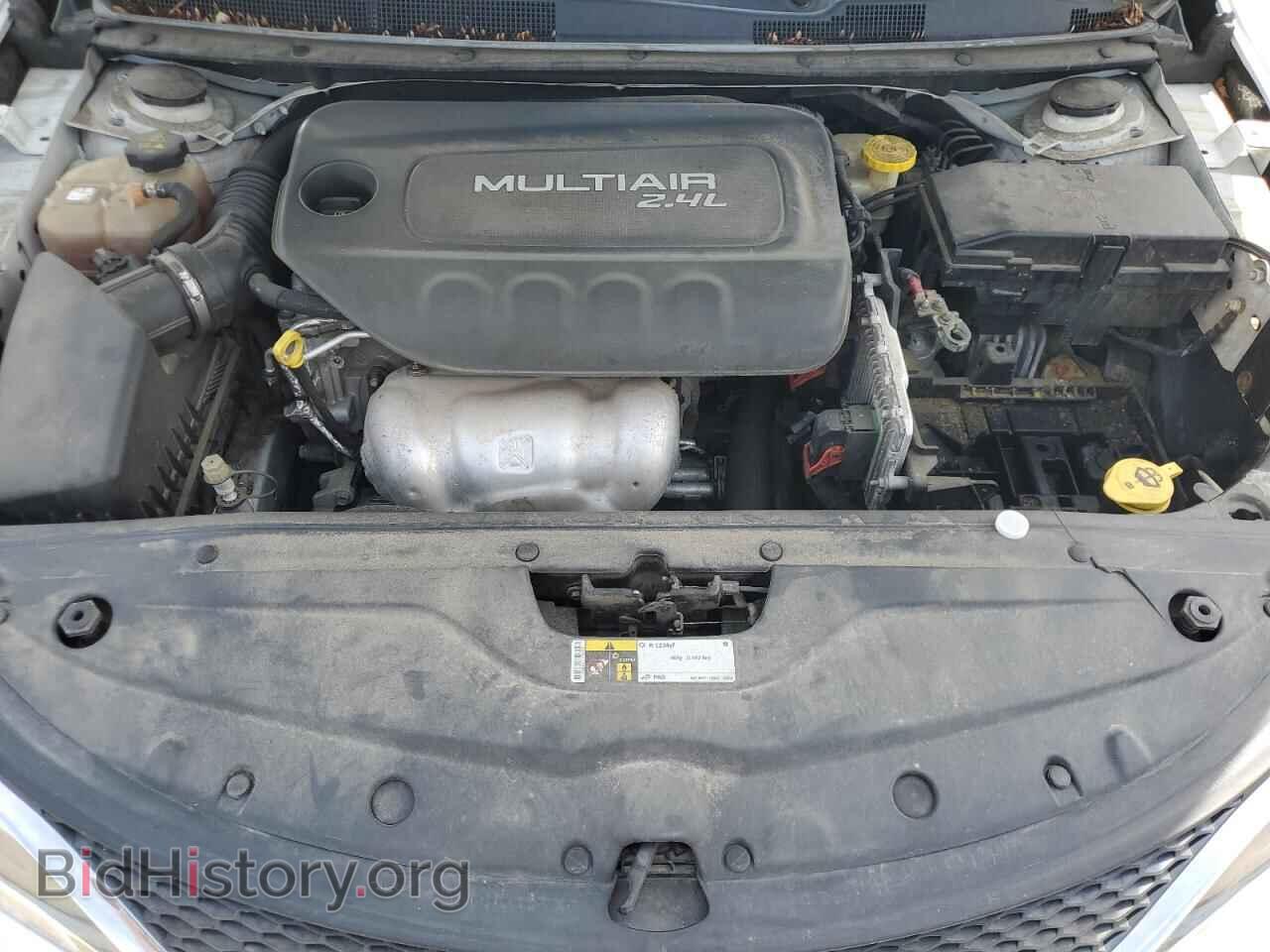 2015 CHRYSLER 200 - VIN: 1C3CCCAB5FN686171 - Фото 11