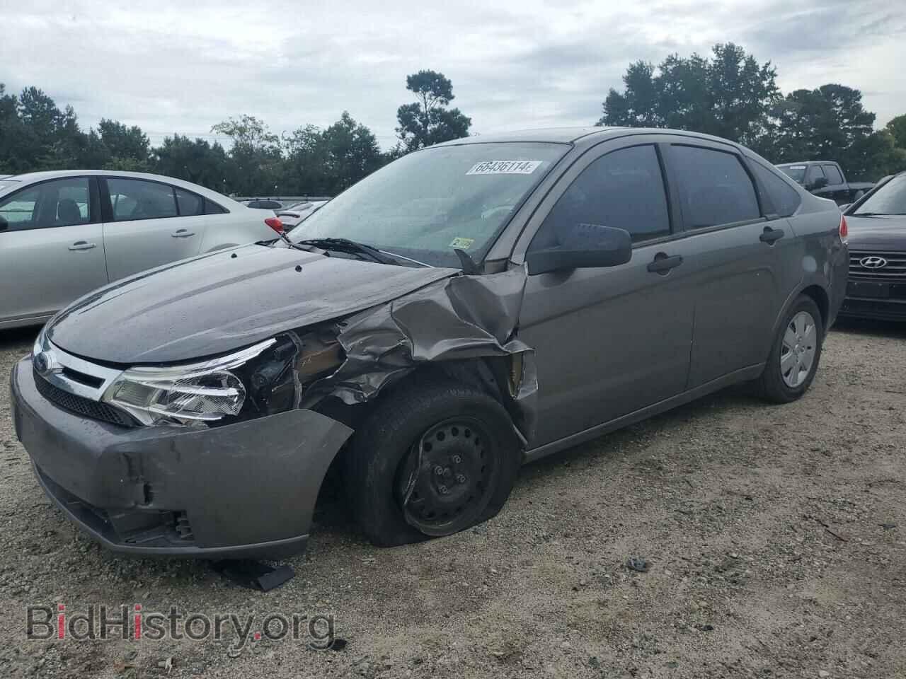 Photo 1FAHP3EN7AW154763 - FORD FOCUS 2010