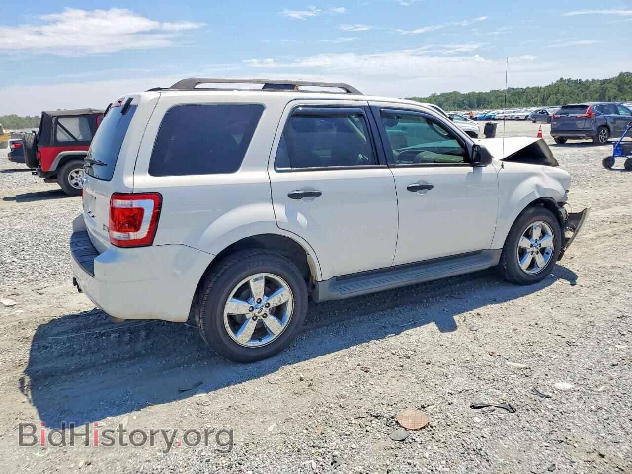2012 FORD ESCAPE - VIN: 1FMCU9DG3CKC74648 - Фото 3