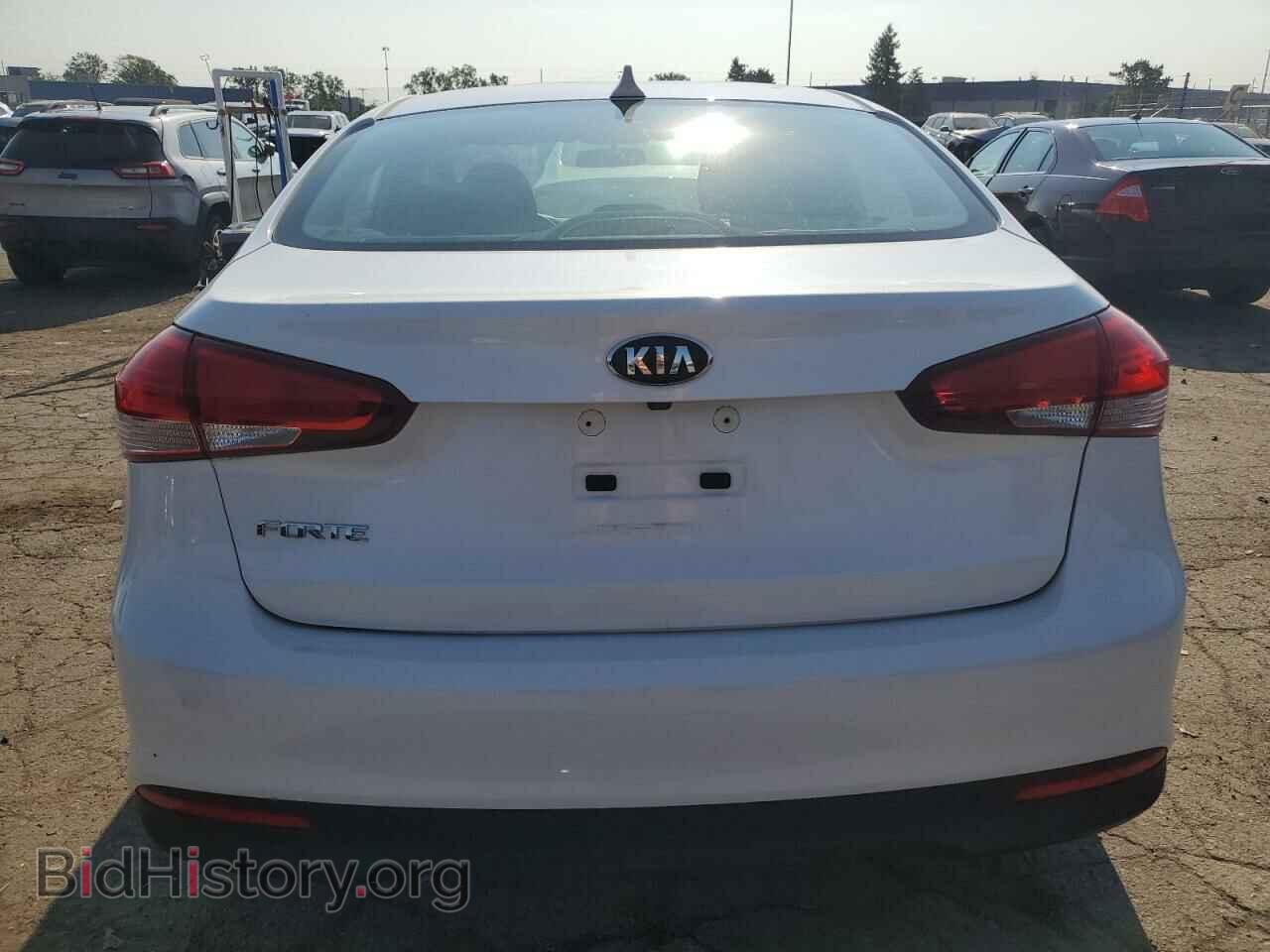 2017 KIA FORTE - VIN: 3KPFL4A76HE080010 - Фото 6