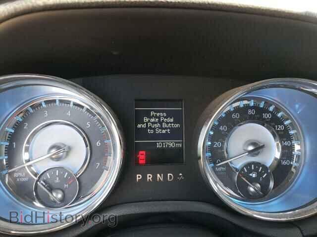 2011 CHRYSLER 300 - VIN: 2C3CA6CT0BH537716 - Фото 9
