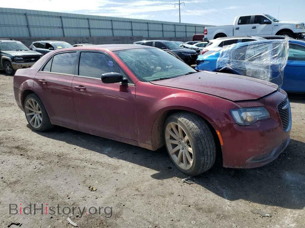 2018 CHRYSLER 300 - VIN: 2C3CCAAG0JH320751 - Фото 4
