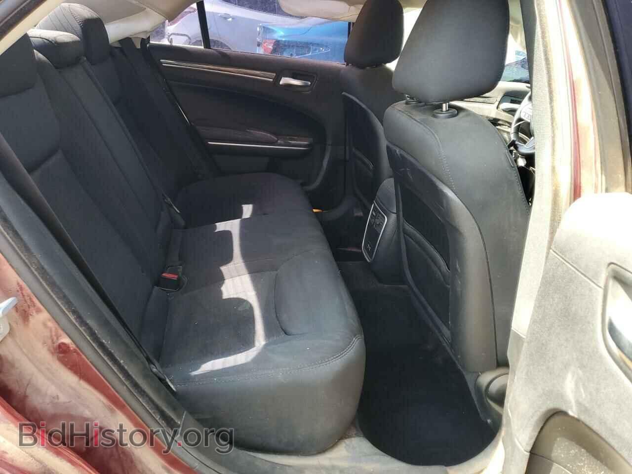 2018 CHRYSLER 300 - VIN: 2C3CCAAG0JH320751 - Фото 10
