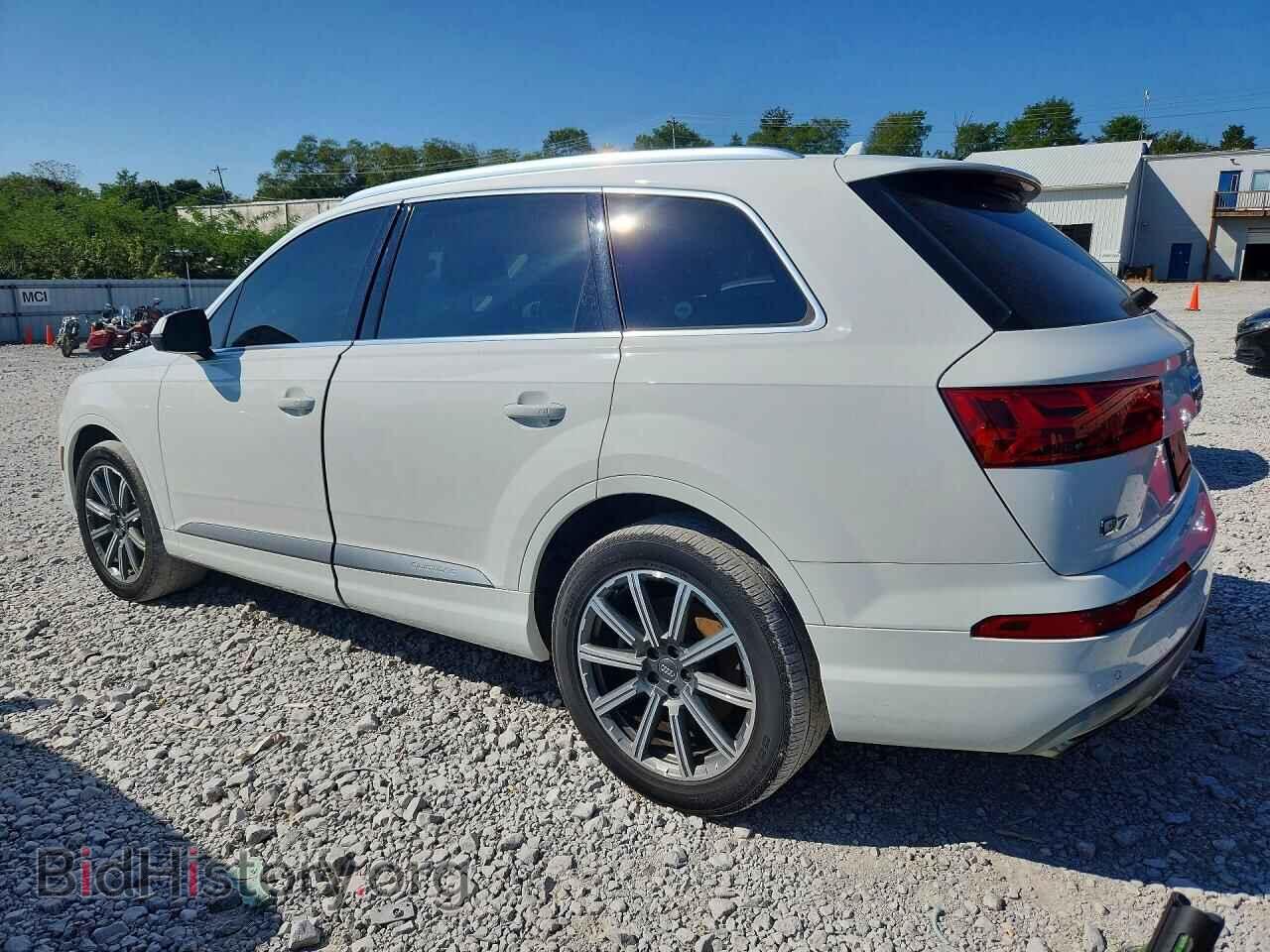2019 AUDI Q7 - VIN: WA1LAAF71KD001622 - Photo 2