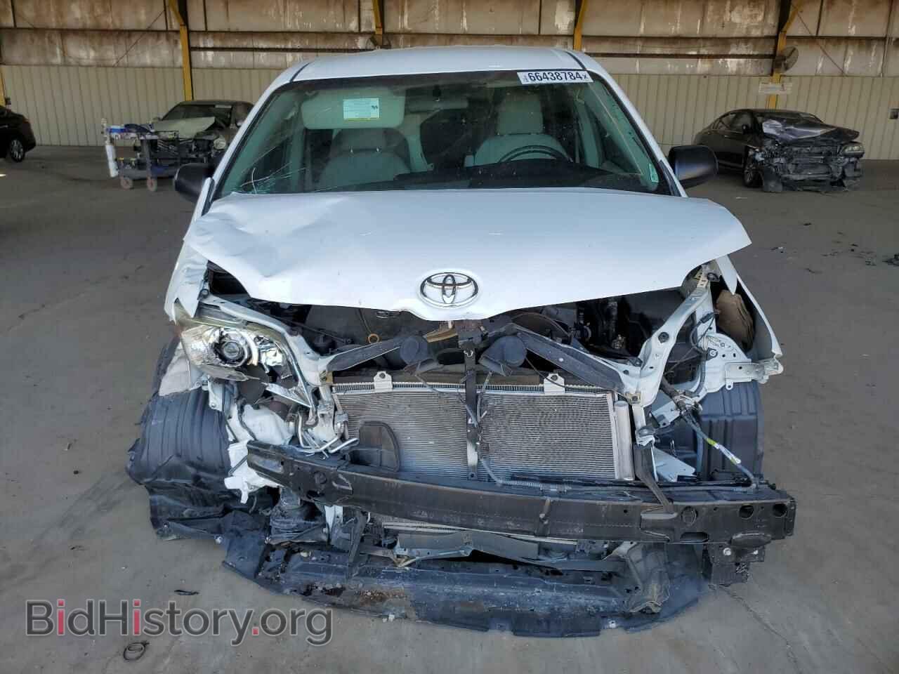2017 TOYOTA All Models - VIN: 5TDZZ3DCXHS849578 - Фото 5