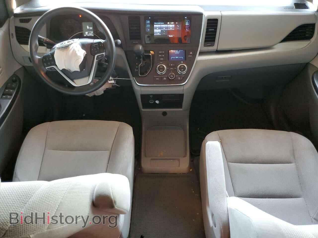 2017 TOYOTA All Models - VIN: 5TDZZ3DCXHS849578 - Фото 8