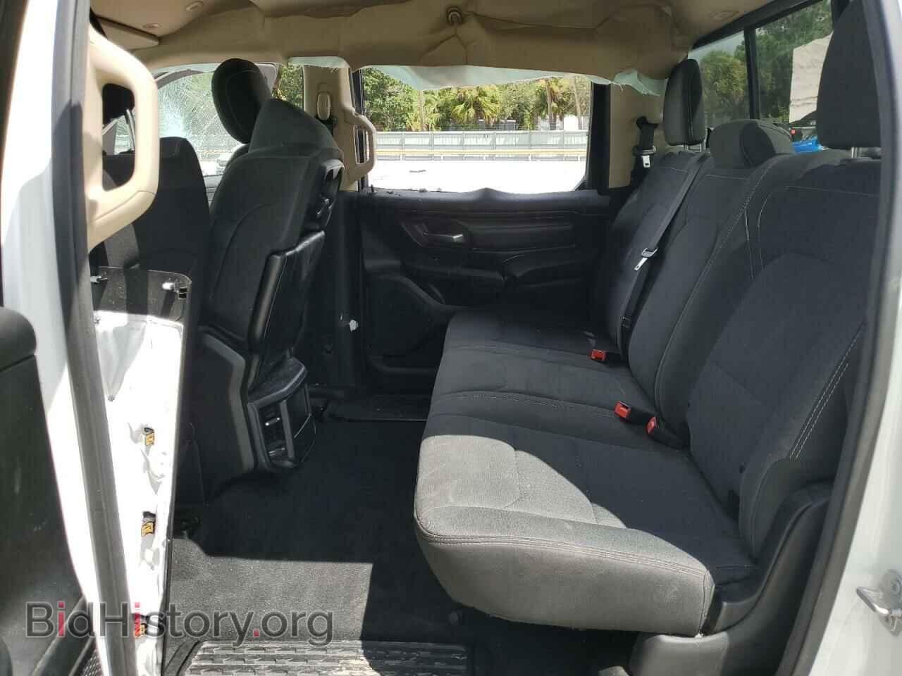2019 RAM 1500 - VIN: 1C6SRFGT2KN579717 - Фото 10