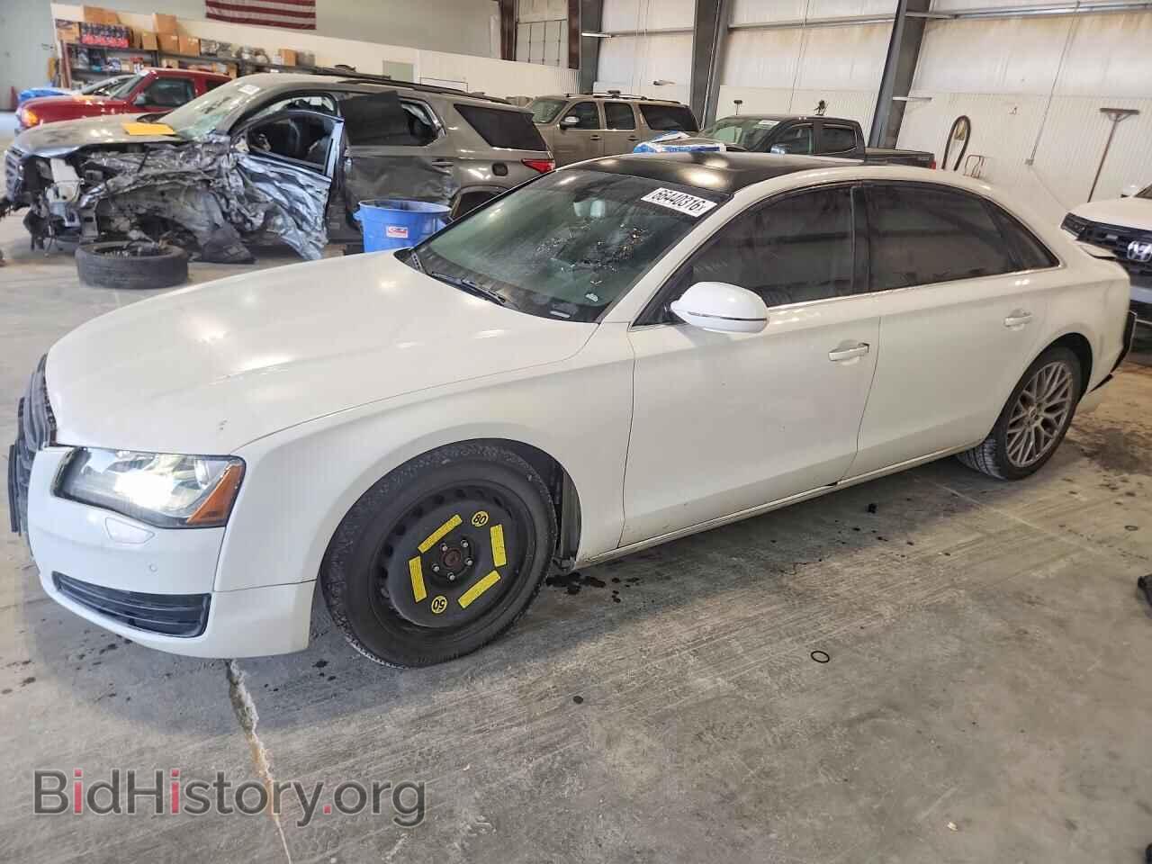 Photo WAURVAFD4BN018383 - AUDI A8 2011