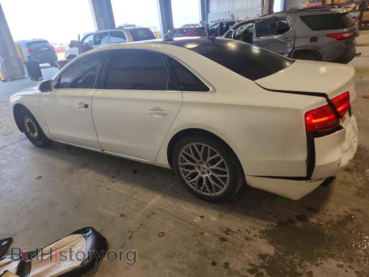 2011 AUDI A8 - VIN: WAURVAFD4BN018383 - Photo 2