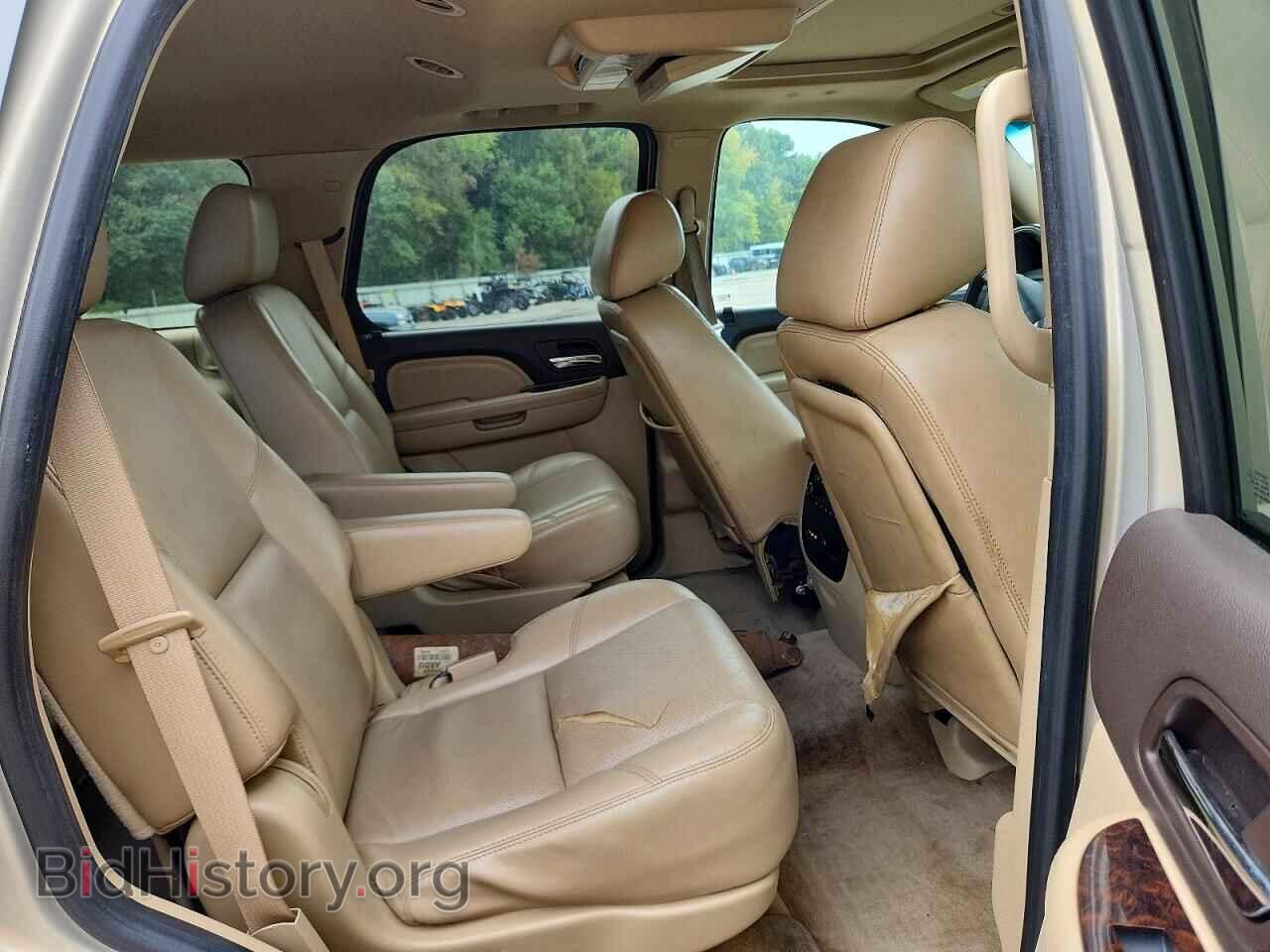 2011 GMC YUKON - VIN: 1GKS1EEFXBR220295 - Photo 11