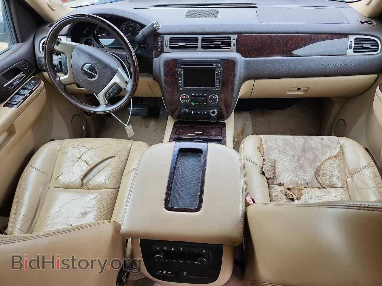 2011 GMC YUKON - VIN: 1GKS1EEFXBR220295 - Photo 8