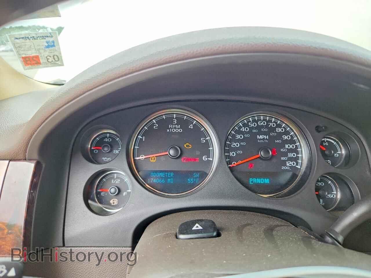 2011 GMC YUKON - VIN: 1GKS1EEFXBR220295 - Photo 9