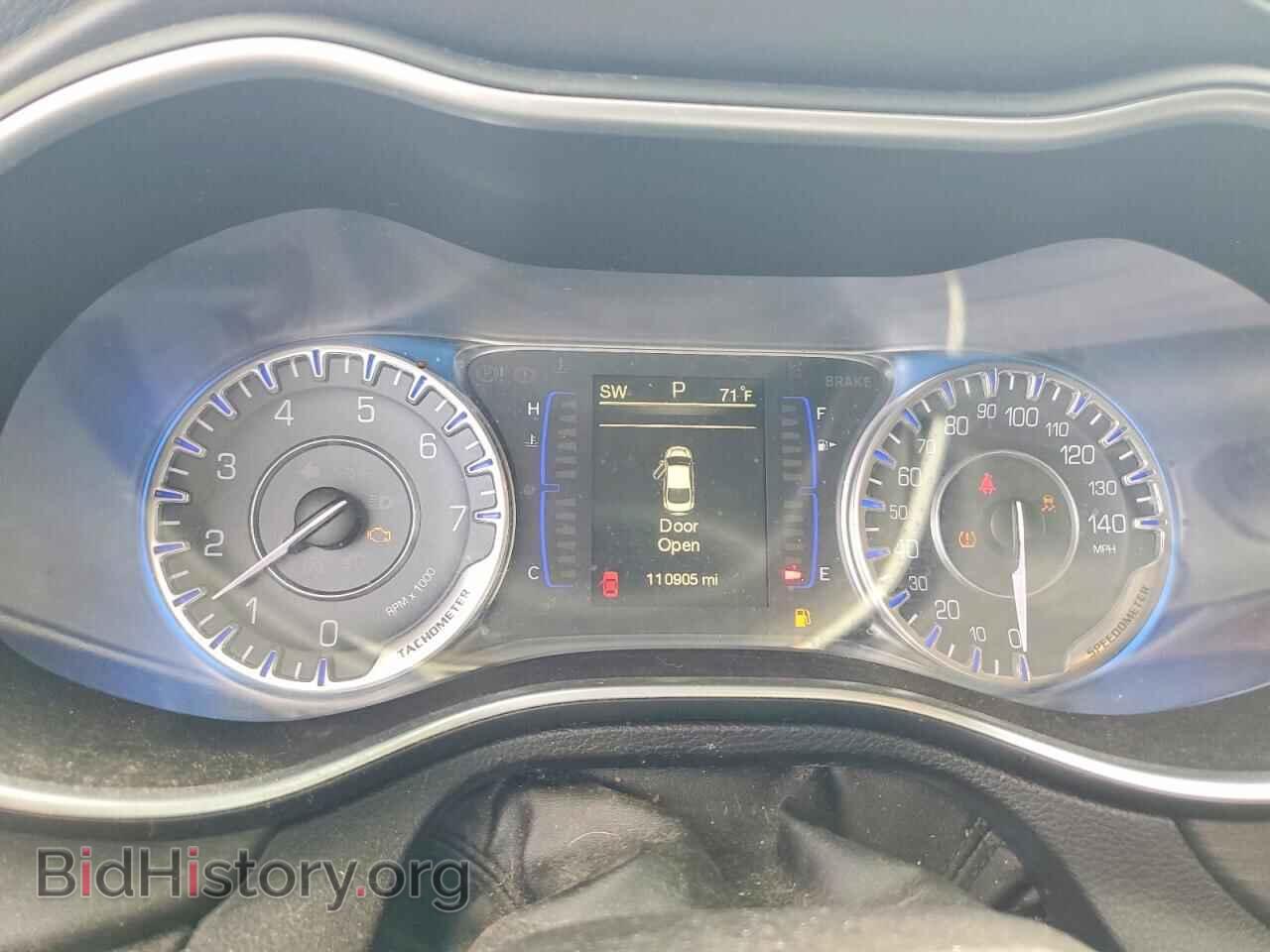 2015 CHRYSLER 200 - VIN: 1C3CCCAB5FN570159 - Photo 9
