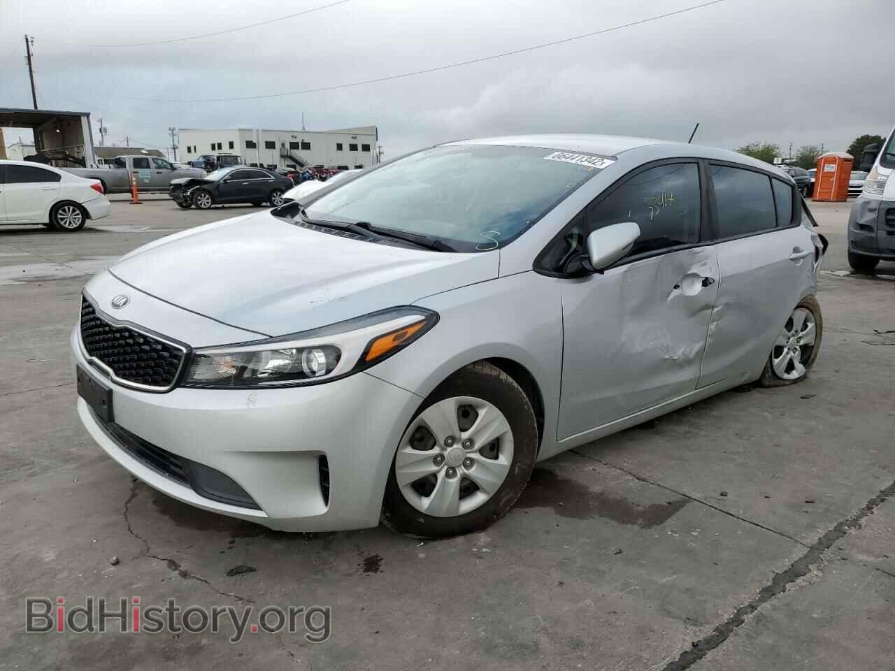 Photo KNAFK5A86H5690418 - KIA FORTE 2017