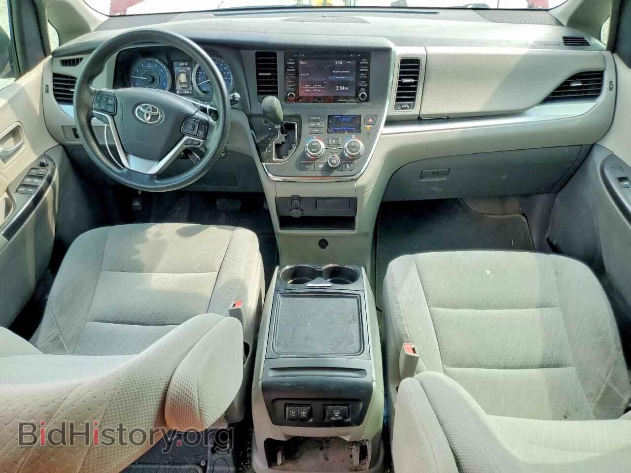 2018 TOYOTA SIENNA - VIN: 5TDKZ3DC4JS905764 - Фото 8