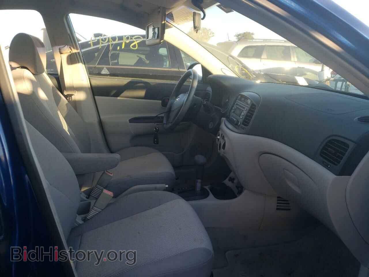 2006 HYUNDAI ACCENT - VIN: KMHCN46C56U056391 - Фото 5