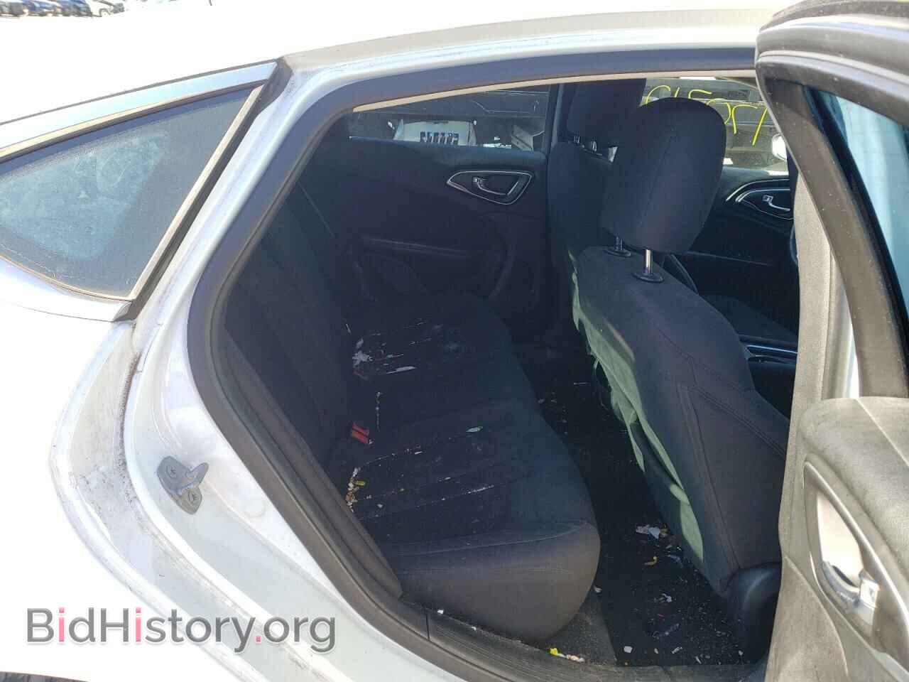 2015 CHRYSLER 200 - VIN: 1C3CCCAB0FN527395 - Фото 6