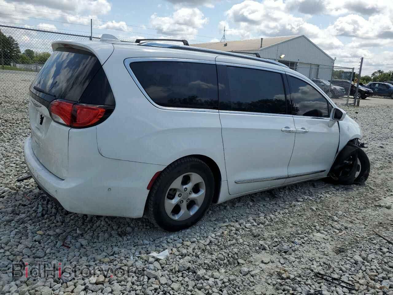 2017 CHRYSLER PACIFICA - VIN: 2C4RC1EG7HR652867 - Photo 3